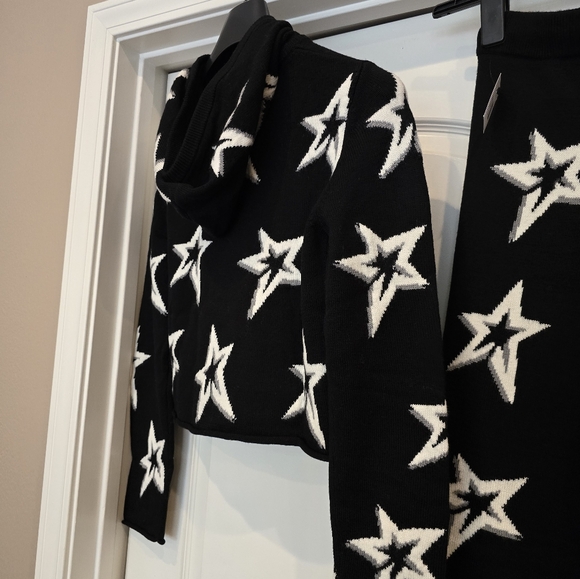 💥 SET - Perfect Moment Intarsia merino wool sweater and Pants Whistler Hoodie - Picture 16 of 16